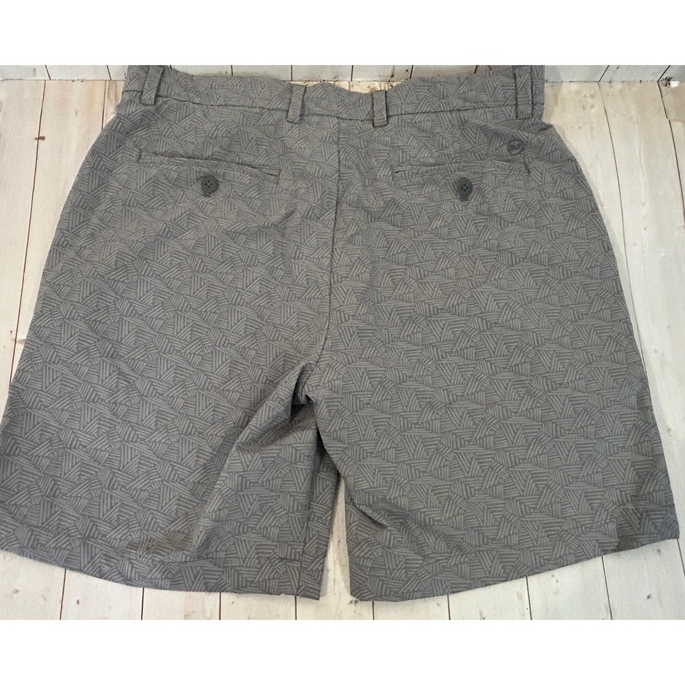 Vineyard Vines BreakerGray Geometric Performance Nylon Golf Shorts men's sz 32